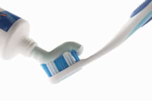 Toothpaste-toothbrush