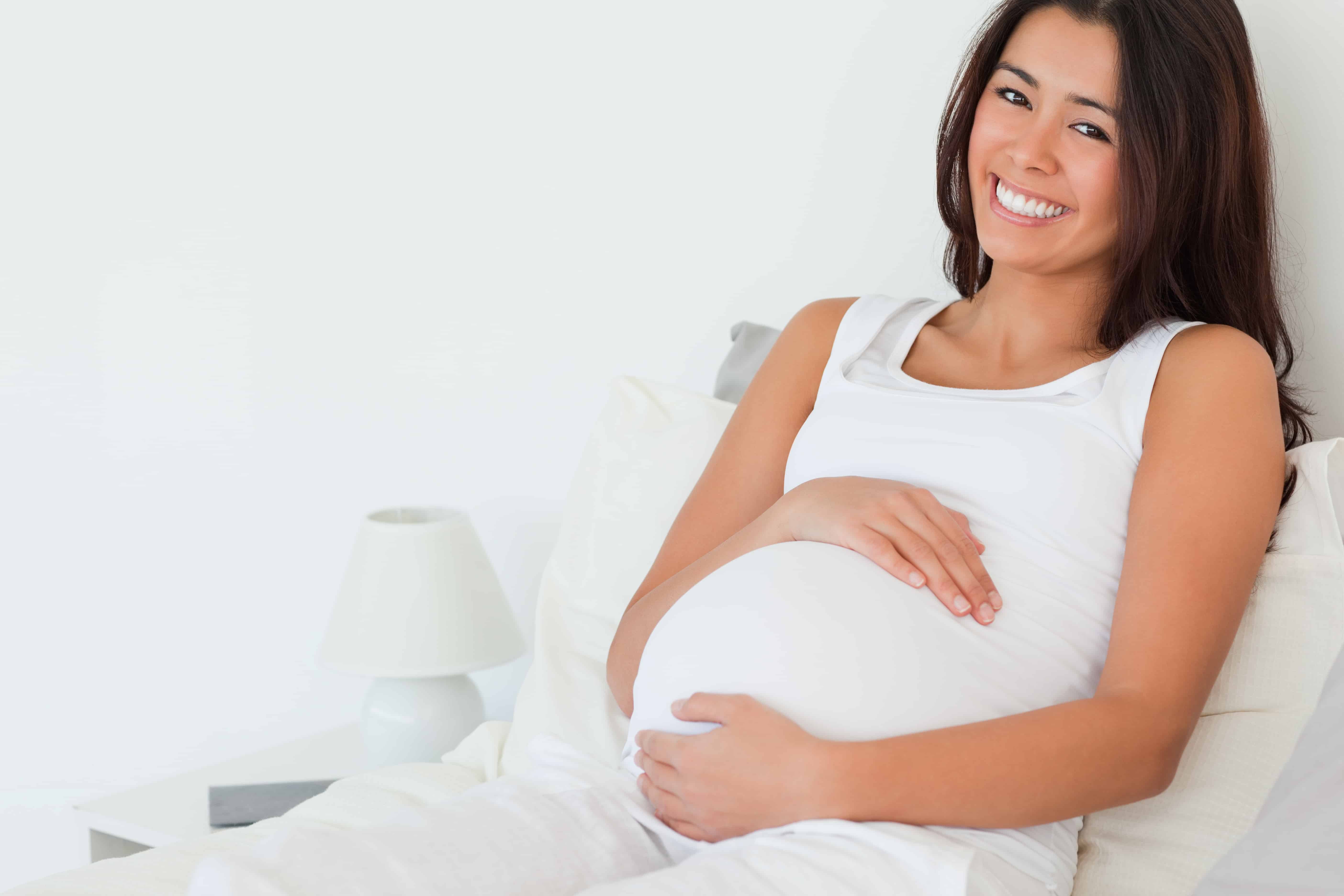 К чему снится родить ребенка беременной